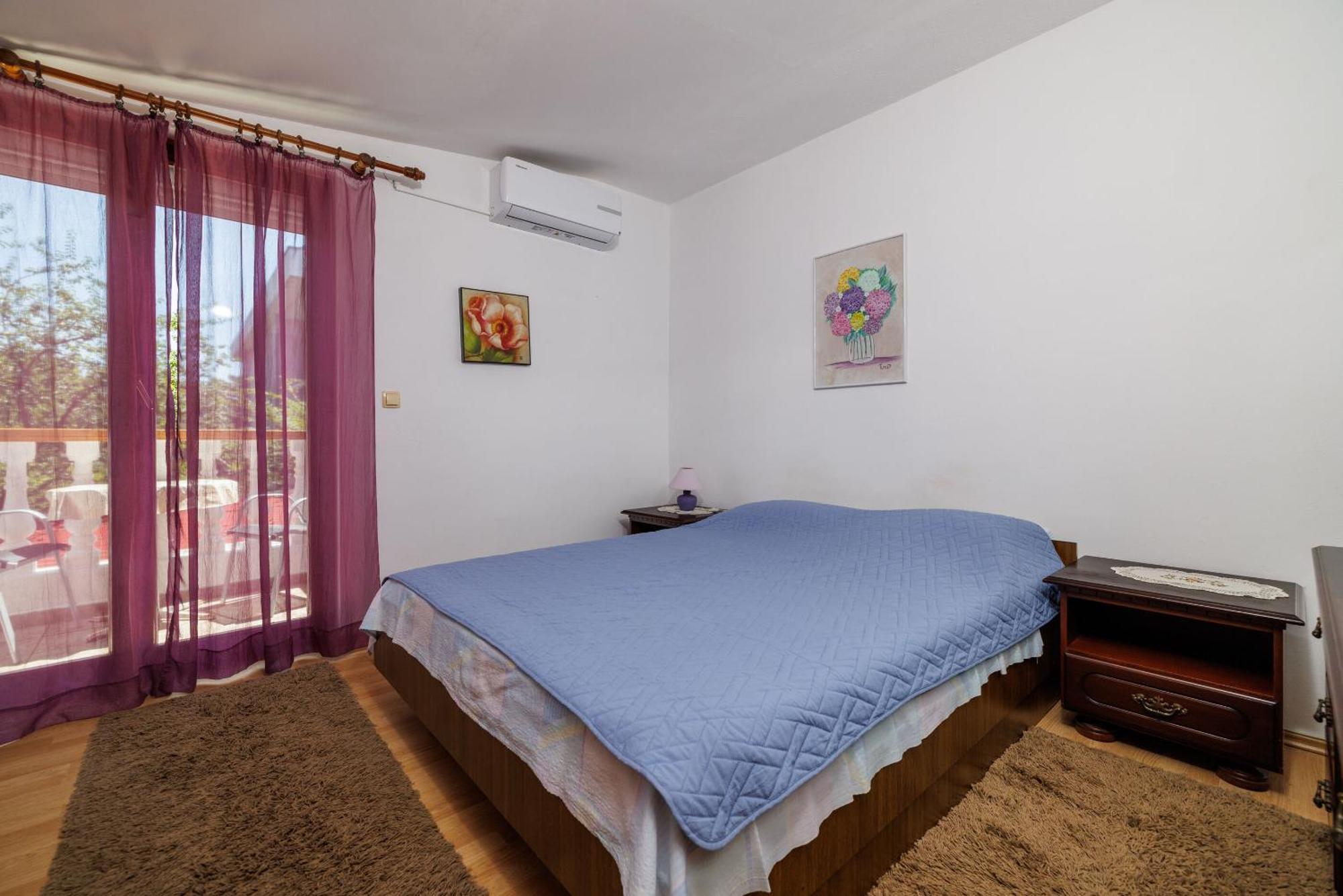 Apartments And Room Mirjana 드라말리 외부 사진